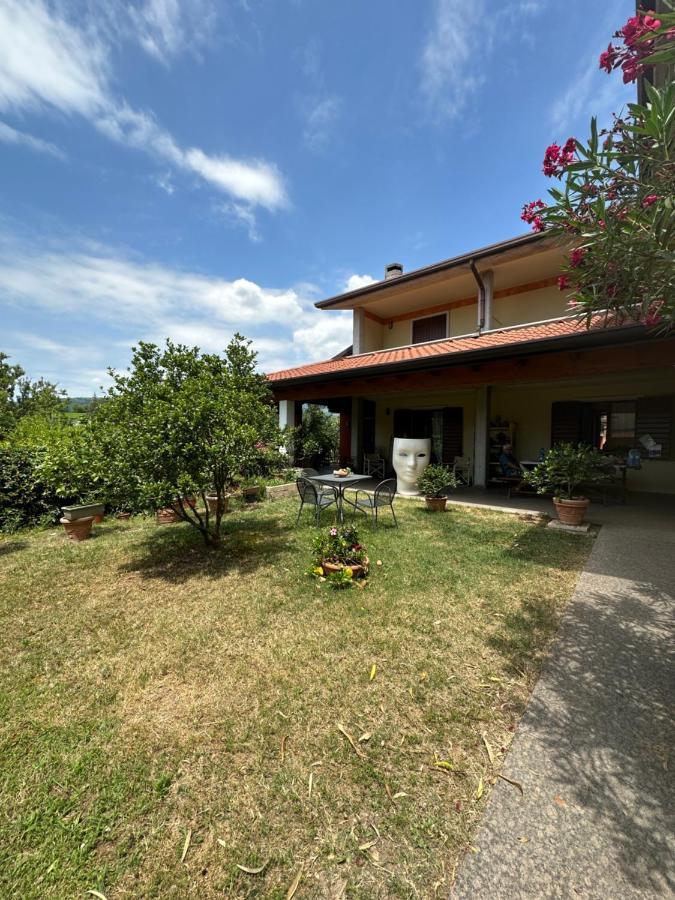 Agriturismo Fioravante ซานเปียโตร อิน กาเรียโน ภายนอก รูปภาพ